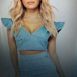 Denim crop tank top!